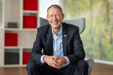 Bosch Announces CEO Transition and New Leadership Team Bosch Announces CEO Transition and New Leadership Team